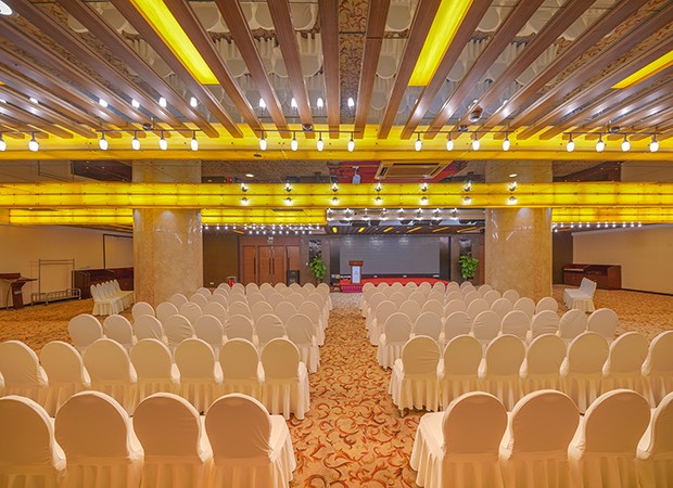 天山宴会厅.jpg 天山宴会厅.jpg
